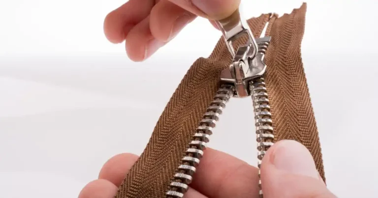 Réparer une fermeture éclair équitation : guide 2026